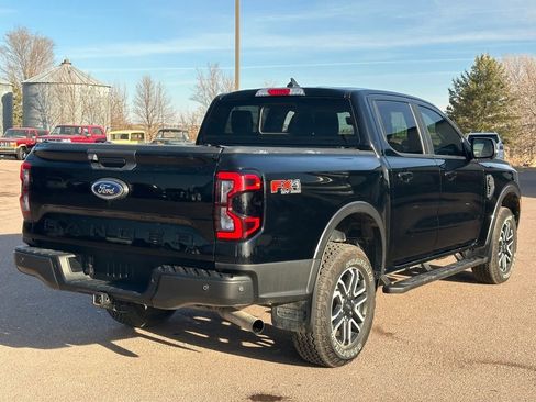 Used 2024 Ford Ranger Lariat w/ FX4 Off-Road Package image 6