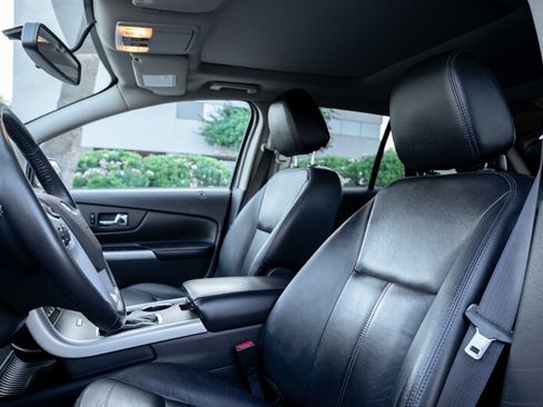 Used 2013 Ford Edge SEL FWD image 10