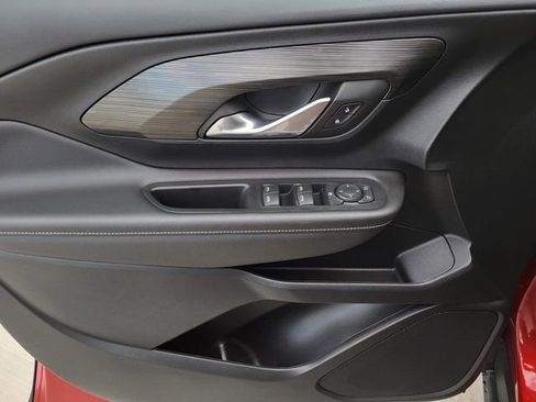 Used 2022 GMC Terrain SLE image 15