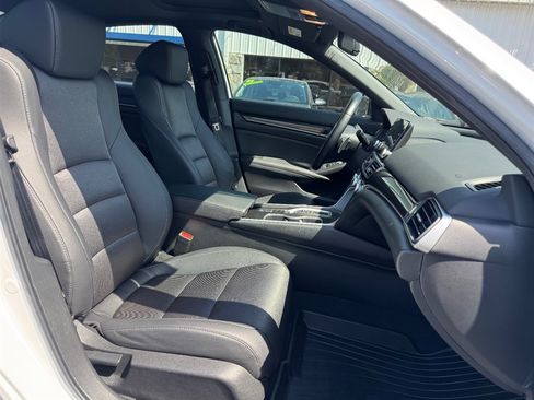 Used 2020 Honda Accord Sport image 18