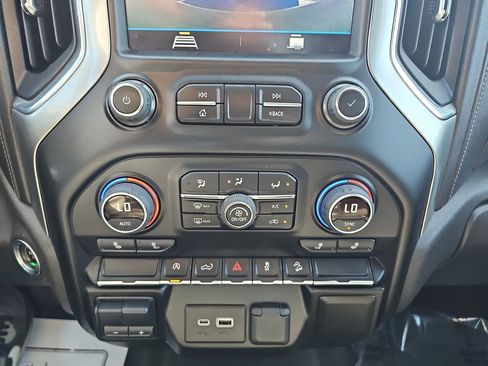 Used 2021 Chevrolet Silverado 1500 RST AWD/4WD image 28