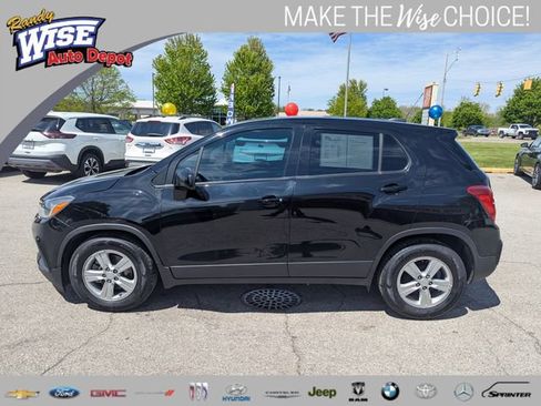 Used 2022 Chevrolet Trax LS w/ Tint and Cruise Package FWD image 6