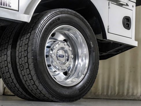 Used 2020 Ford F450 Platinum w/ FX4 Off-Road Package image 55