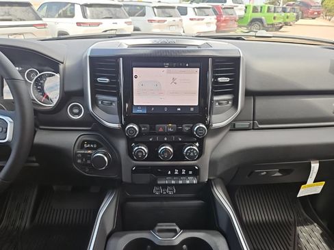 New 2026 RAM 1500 Big Horn AWD/4WD image 29
