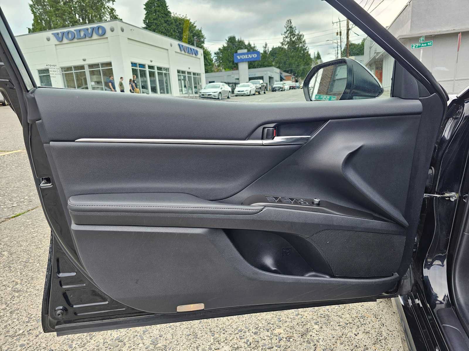 Used 2024 Toyota Camry XSE FWD image 23