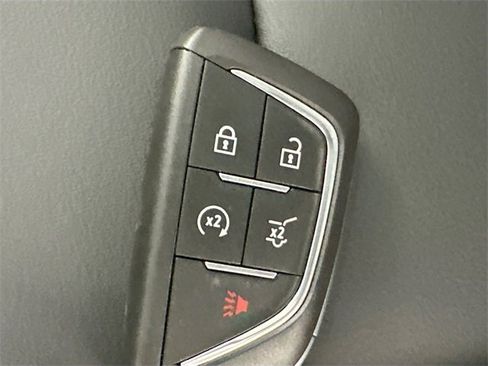 Used 2024 Cadillac Lyriq Tech image 16