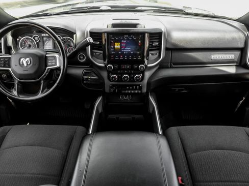 Used 2021 RAM 3500 Big Horn w/ Night Edition AWD/4WD image 11