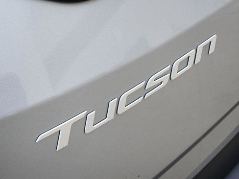 New 2026 Hyundai Tucson SEL FWD image 8