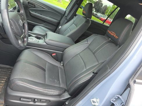 Used 2024 Honda Passport TrailSport image 10