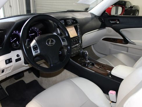 Used 2011 Lexus IS 350C RWD image 24