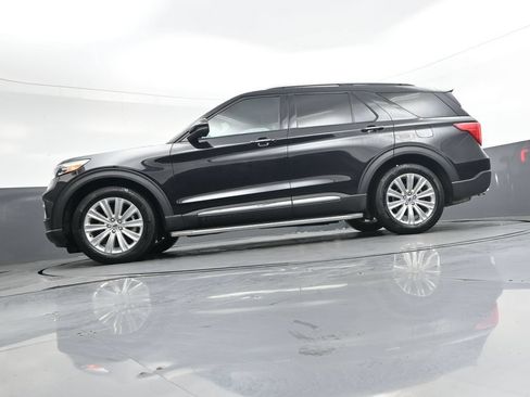 Used 2024 Ford Explorer Limited w/ Limited Technology Package RWD image 48
