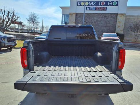 Used 2021 GMC Sierra 1500 AT4 w/ Technology Package image 23