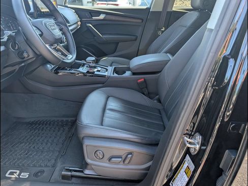 Used 2023 Audi Q5 2.0T Premium w/ Convenience Package AWD/4WD image 10