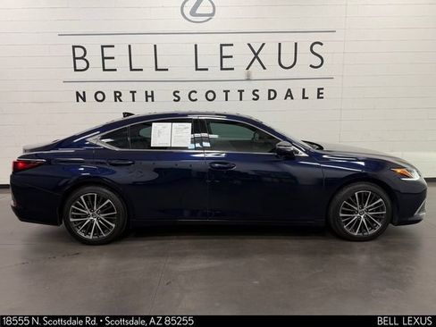 Used 2024 Lexus ES 350 w/ Premium Package FWD image 3