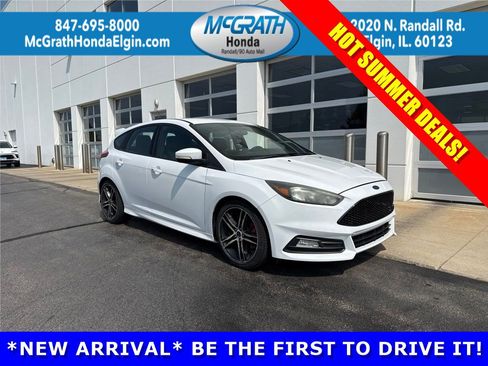Used 2016 Ford Focus ST FWD image 1