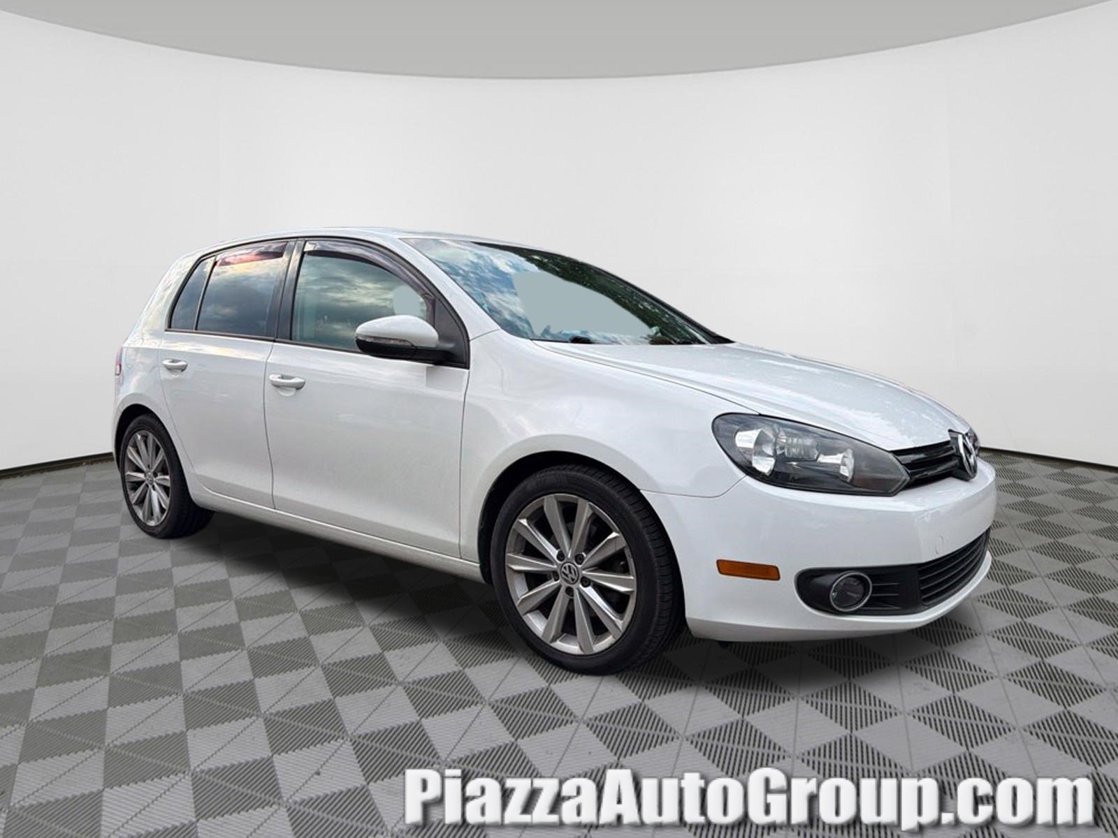 Used 2014 Volkswagen Golf TDI FWD image 1