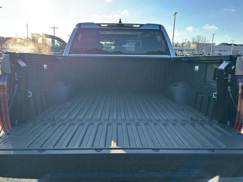 Used 2024 Toyota Tundra Limited image 30