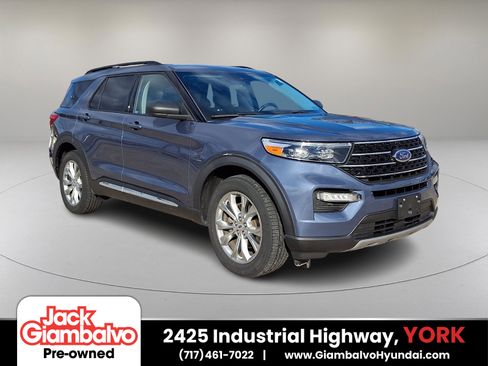 Used 2021 Ford Explorer XLT w/ Equipment Group 202A image 1