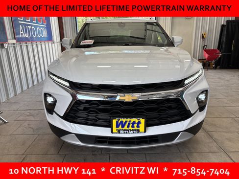 Used 2024 Chevrolet Blazer LT AWD/4WD image 2