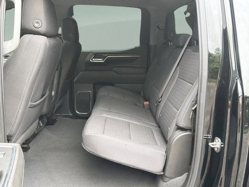 Used 2023 Chevrolet Silverado 1500 LT AWD/4WD image 20
