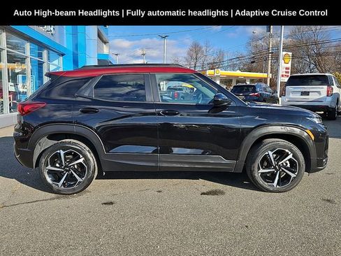 Used 2022 Chevrolet TrailBlazer RS w/ Technology Package image 11