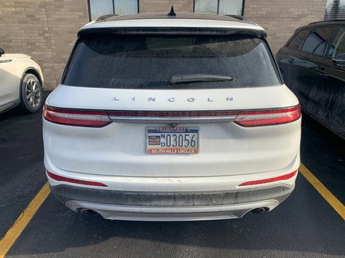 Certified 2025 Lincoln Corsair AWD w/ Equipment Group 101A image 3