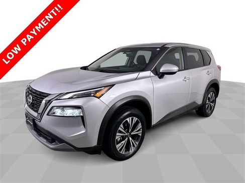 Used 2023 Nissan Rogue SV image 4