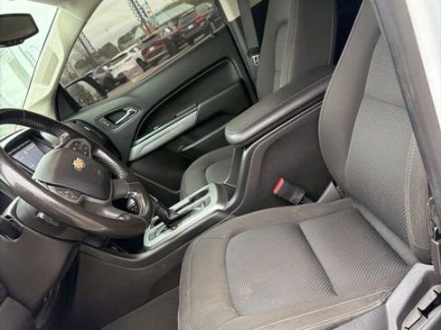 Used 2019 Chevrolet Colorado LT image 12