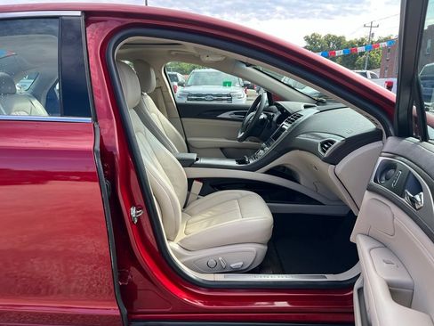 Used 2019 Lincoln MKZ Reserve w/ Reserve Plus Package FWD image 23