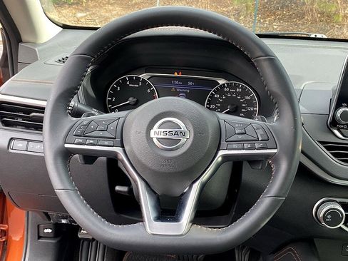 Used 2022 Nissan Altima 2.5 SR image 13