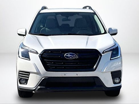 Used 2023 Subaru Forester Premium AWD/4WD image 4