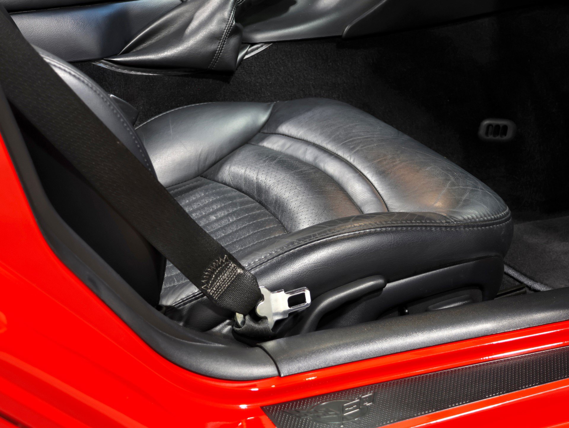Used 2004 Chevrolet Corvette Convertible w/ Preferred Equipment Group RWD image 74