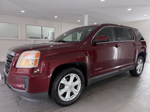 Used 2017 GMC Terrain SLE AWD/4WD image 2