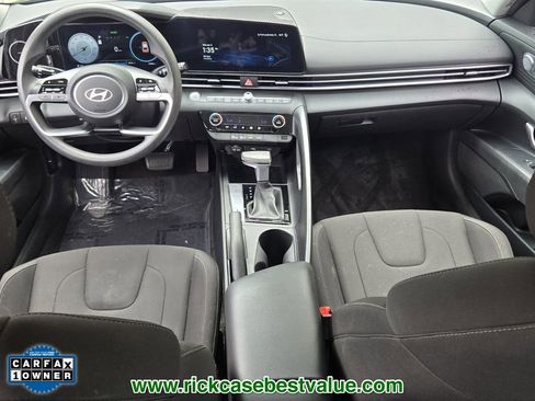 Used 2024 Hyundai Elantra SEL image 13
