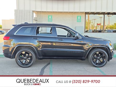 Used 2015 Jeep Grand Cherokee Altitude RWD image 8