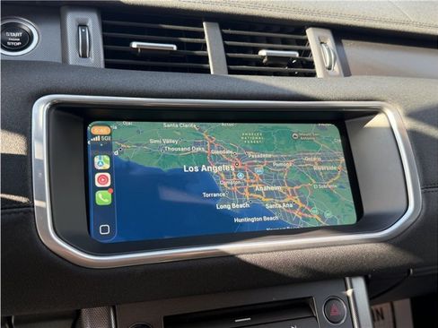Used 2018 Land Rover Range Rover Evoque AWD/4WD image 50