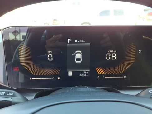 Used 2025 Kia K4 FWD image 16