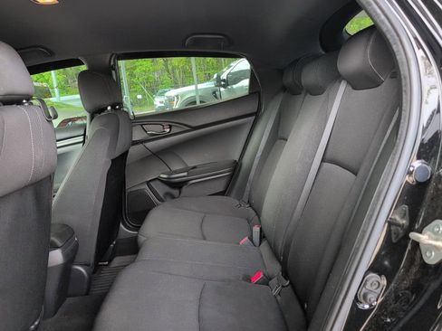 Used 2018 Honda Civic Sport image 6