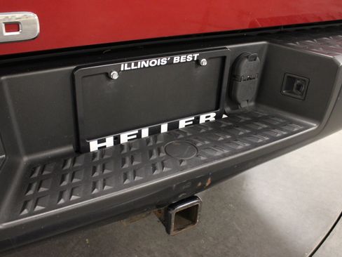 Used 2018 Nissan Titan S w/ S Utility Package AWD/4WD image 14
