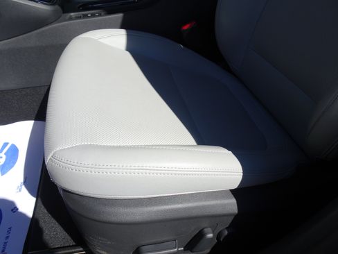 Used 2023 Hyundai Kona Limited AWD/4WD image 9