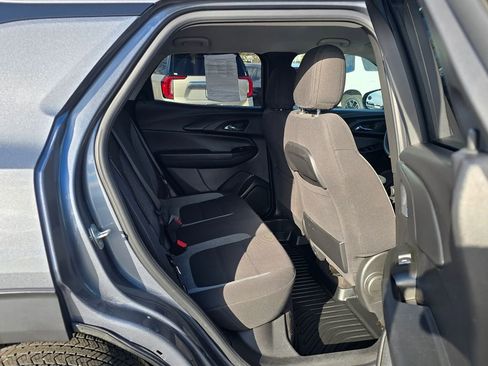 Used 2022 Chevrolet TrailBlazer LT FWD image 31