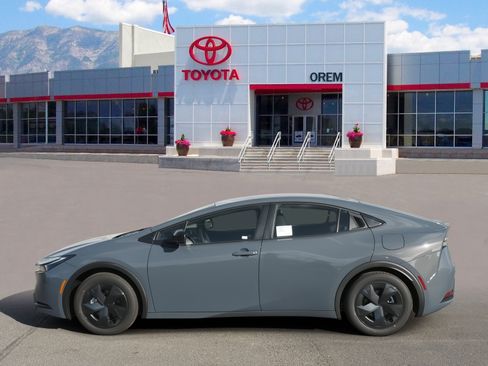 New 2026 Toyota Prius Plug-In Hybrid FWD image 5