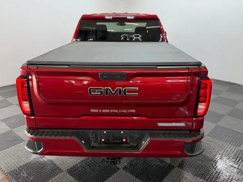 Used 2023 GMC Sierra 1500 Elevation w/ LPO, Elevation Black Package AWD/4WD image 9