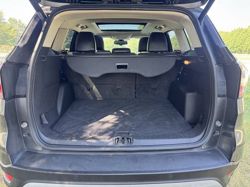 Used 2017 Ford Escape Titanium AWD/4WD image 24