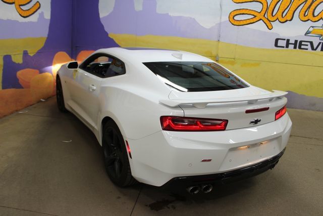 Used 2017 Chevrolet Camaro SS RWD image 6