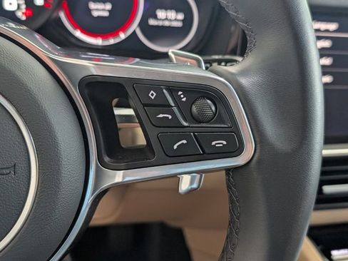 Used 2023 Porsche Cayenne image 21