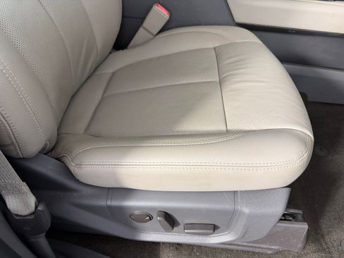 Used 2020 Ford Expedition XLT w/ Equipment Group 202A image 35