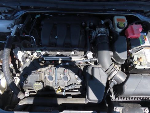 Used 2015 Ford Taurus Limited FWD image 10