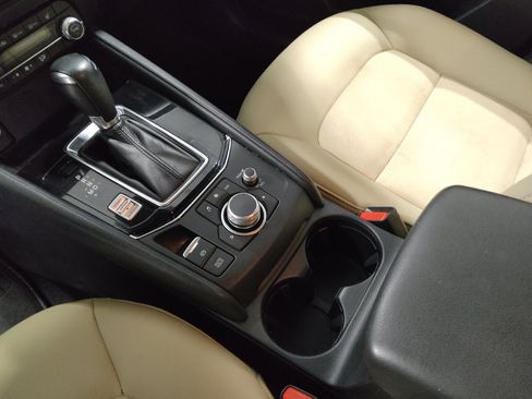 Used 2019 MAZDA CX-5 Touring image 26