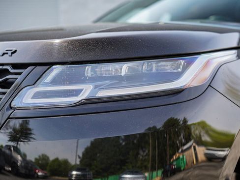 Used 2022 Land Rover Range Rover Velar R-Dynamic S AWD/4WD image 4